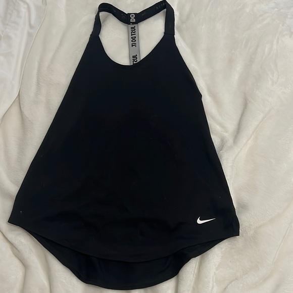 Nike Tank - Picture 1 of 3